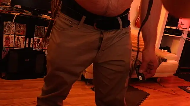 Snapshot of QcMisterv13 chatting on February 2026 11:53:02 AM QcMisterv13 online show from February 2026 11:53:02 AM