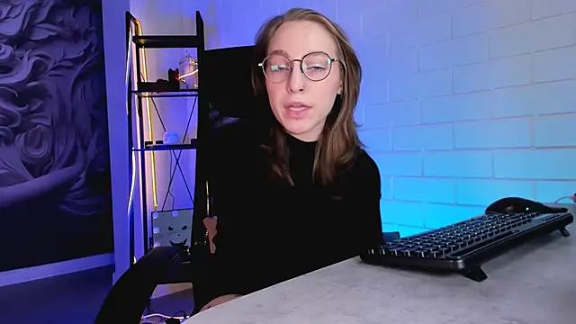 AphexQueen online show from March 2026 09:25:01 AM