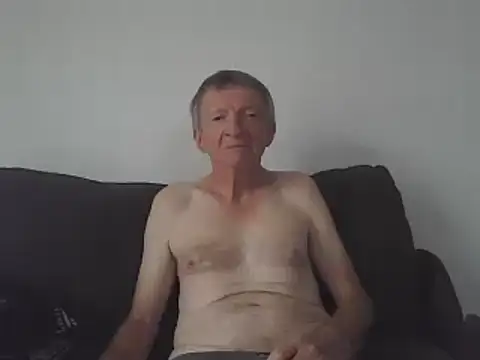 Snapshot of naturiste974 chatting on March 2025 08:26:01 AM naturiste974 online show from March 2025 08:26:01 AM