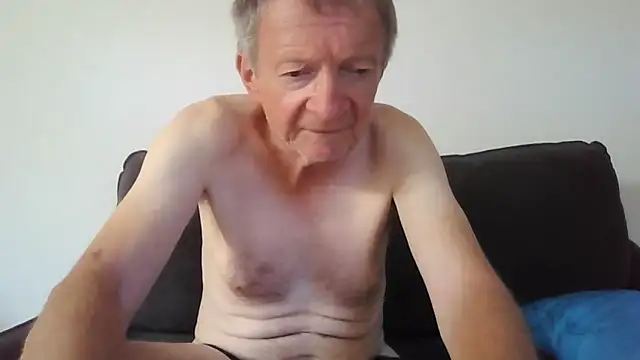 Snapshot of naturiste974 chatting on February 2026 09:02:02 AM naturiste974 online show from February 2026 09:02:02 AM