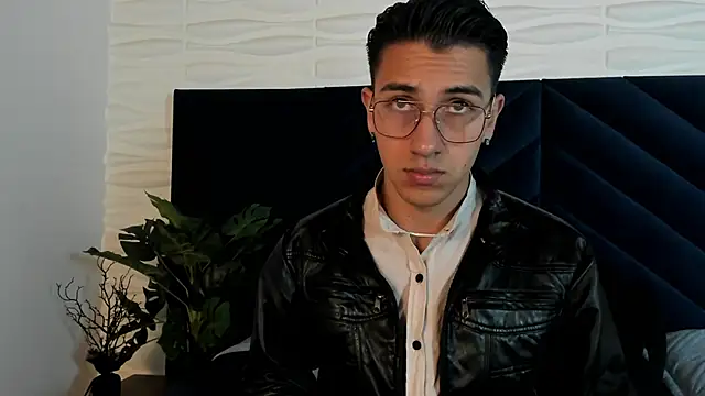 Andy Joy  online show from February 2026 11:32:01 AM