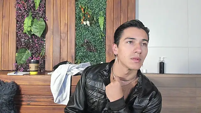 Snapshot of Andy_Joy_ chatting on April 2026 11:09:01 AM Andy Joy online show from April 2026 11:09:01 AM