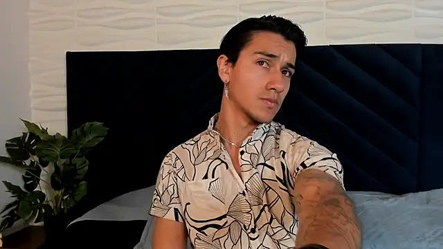 Snapshot of Andy_Joy_ chatting on May 2026 11:37:02 AM Andy Joy online show from May 2026 11:37:02 AM
