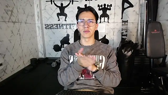 Snapshot of Andy_Joy_ chatting on May 2026 11:37:01 AM Andy Joy online show from May 2026 11:37:01 AM
