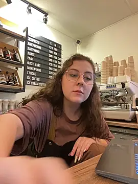 Snapshot of cinnabon_ chatting on October 2025 12:35:01 PM cinnabon  online show from October 2025 12:35:01 PM