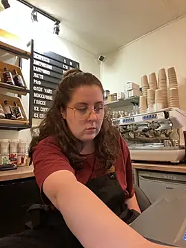 Snapshot of cinnabon_ chatting on October 2025 03:21:02 PM cinnabon  online show from October 2025 03:21:02 PM