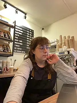 Snapshot of cinnabon_ chatting on October 2025 11:51:02 AM cinnabon  online show from October 2025 11:51:02 AM