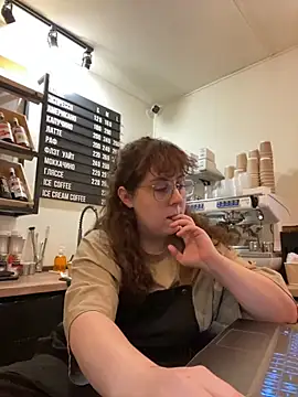 cinnabon  online show from November 2025 03:34:02 PM