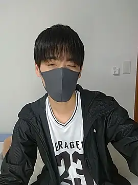 itsme LEON online show from March 2025 12:59:02 PM