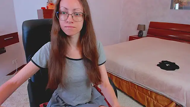 Pantyhose Mila online show from October 2025 08:04:02 PM