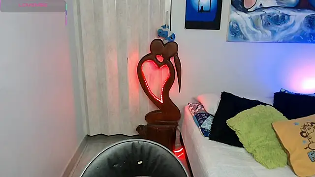 naihroby online show from March 2026 03:10:02 AM