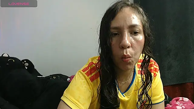 Snapshot of naihroby chatting on July 2026 02:07:01 AM naihroby online show from July 2026 02:07:01 AM