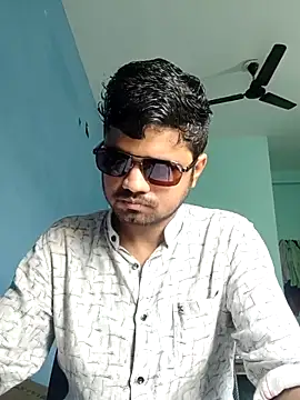 Snapshot of Ishan003 chatting on June 2026 05:19:02 AM Ishan003 online show from June 2026 05:19:02 AM