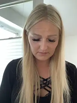 Snapshot of MaryVanilly chatting on June 2026 05:15:02 PM MaryVanilly online show from June 2026 05:15:02 PM
