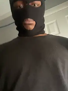 Snapshot of sneakylink13__ chatting on February 2025 09:15:01 PM sneakylink13 online show from February 2025 09:15:01 PM