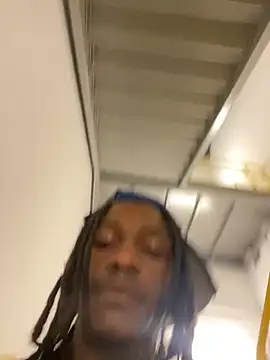 Snapshot of sneakylink13__ chatting on October 2025 04:41:01 PM sneakylink13 online show from October 2025 04:41:01 PM