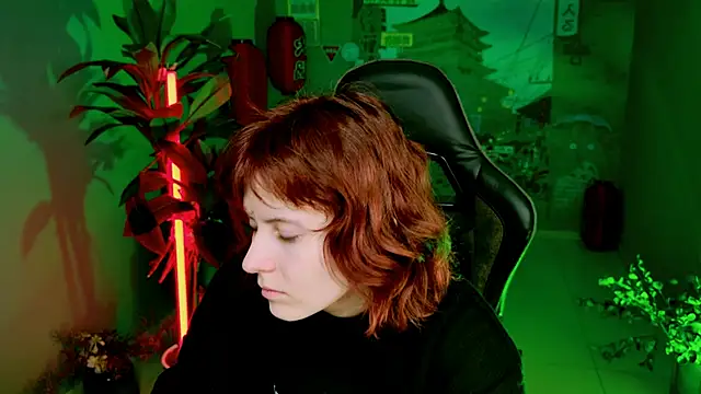 LolaAsmus online show from March 2025 05:05:02 AM