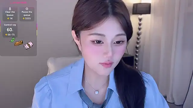 Snapshot of Strawberrybabyy1 chatting on September 2025 03:50:01 PM Strawberrybabyy1 online show from September 2025 03:50:01 PM