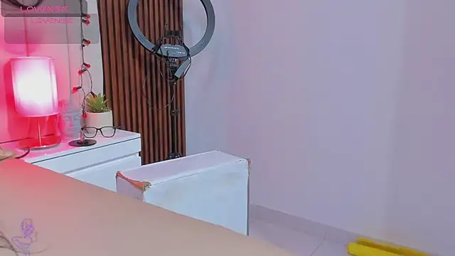 Meli castillo online show from February 2025 02:25:02 PM