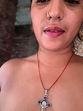 Snapshot of DiyAsingHh chatting on June 2026 12:19:01 PM DiyAsingHh online show from June 2026 12:19:01 PM