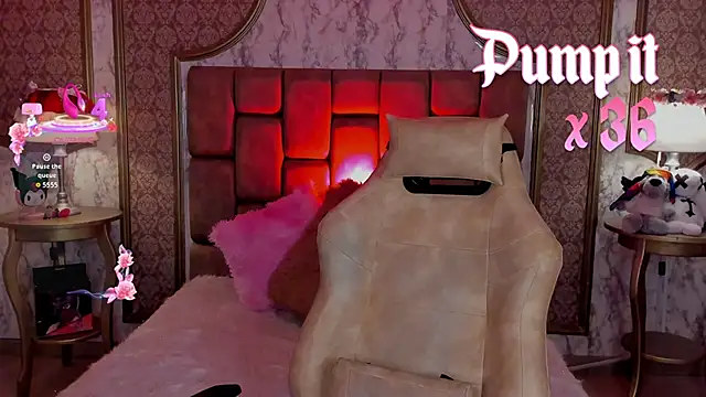 SoffiQueen online show from November 2025 07:57:01 PM