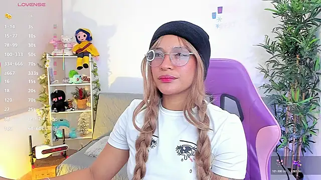 natty romanof 18 online show from February 2026 12:38:02 PM