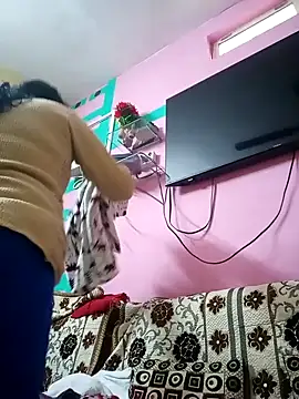 heenage online show from December 2024 03:40:01 AM