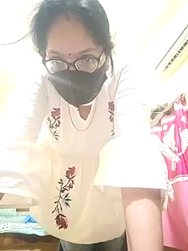 heenage online show from September 2025 08:14:02 AM