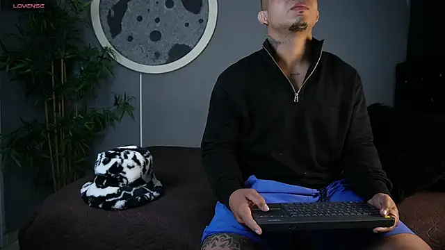 jordan mayers02 online show from June 2026 10:06:02 AM