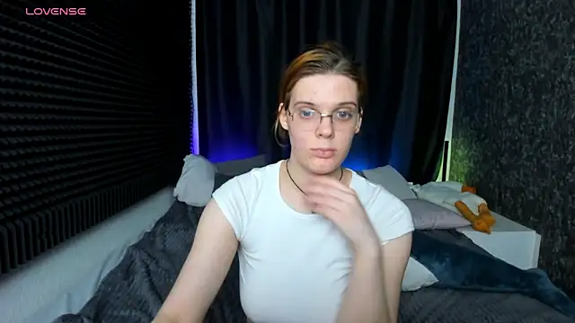 KIKI Krash online show from January 2025 02:03:02 PM