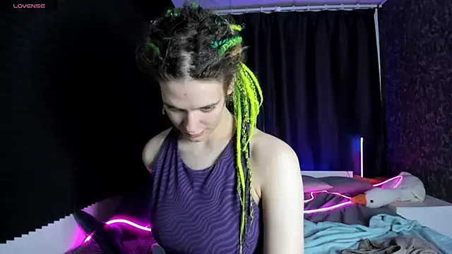 KIKI Krash online show from December 2025 10:44:02 AM