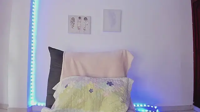 anniesweet- online show from February 2025 01:33:02 PM