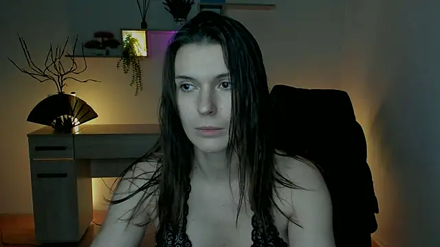 Snapshot of EricaPowers chatting on December 2024 10:34:02 AM EricaPowers online show from December 2024 10:34:02 AM