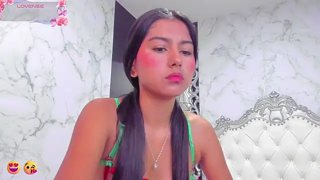 Emmy Cute18 online show from January 2025 11:21:02 AM