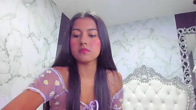 Emmy Cute18 online show from January 2025 11:22:01 AM