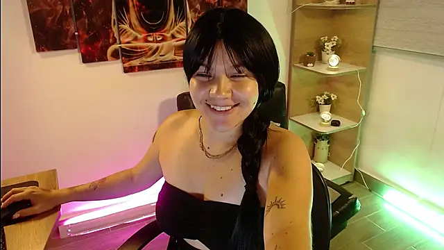 Jsneiidy ATH online show from November 2025 04:44:02 AM