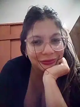 Snapshot of Carliina_Soussa chatting on May 2026 10:48:01 PM Carliina Soussa online show from May 2026 10:48:01 PM