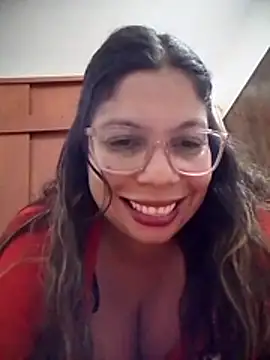 Snapshot of Carliina_Soussa chatting on May 2026 11:21:02 PM Carliina Soussa online show from May 2026 11:21:02 PM