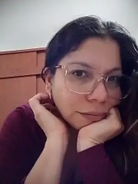 Snapshot of Carliina_Soussa chatting on May 2026 12:17:02 AM Carliina Soussa online show from May 2026 12:17:02 AM