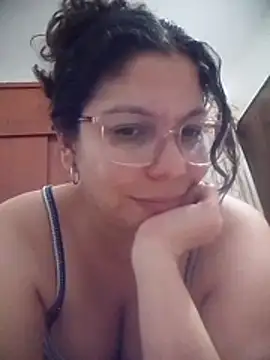 Snapshot of Carliina_Soussa chatting on May 2026 12:40:01 AM Carliina Soussa online show from May 2026 12:40:01 AM