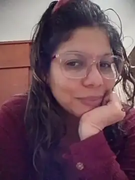 Snapshot of Carliina_Soussa chatting on May 2026 04:19:02 AM Carliina Soussa online show from May 2026 04:19:02 AM
