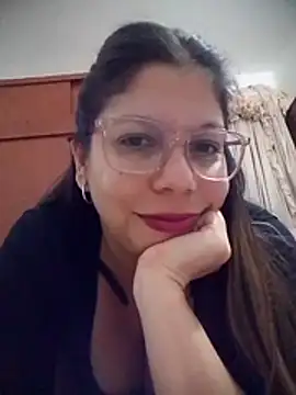 Snapshot of Carliina_Soussa chatting on May 2026 12:28:02 AM Carliina Soussa online show from May 2026 12:28:02 AM