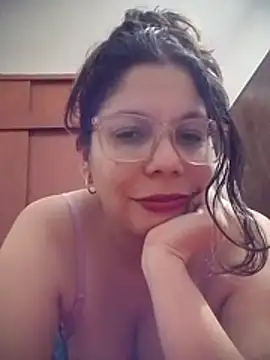 Snapshot of Carliina_Soussa chatting on May 2026 01:00:01 AM Carliina Soussa online show from May 2026 01:00:01 AM
