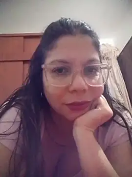 Snapshot of Carliina_Soussa chatting on May 2026 03:58:01 AM Carliina Soussa online show from May 2026 03:58:01 AM
