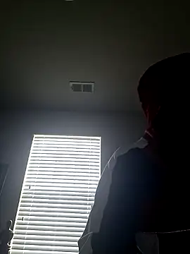 bigboytoy912 online show from April 2026 09:39:33 PM