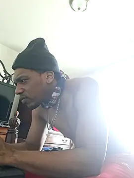 bigboytoy912 online show from April 2026 03:49:02 PM