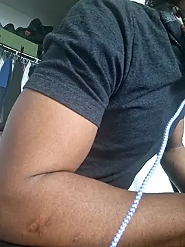 bigboytoy912 online show from April 2026 07:45:02 PM