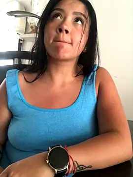 Abigail Cowen online show from November 2025 03:34:01 PM