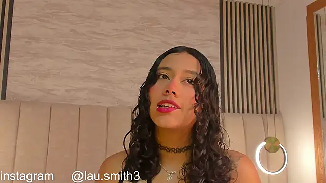 laura smith33 online show from December 2025 03:21:01 PM