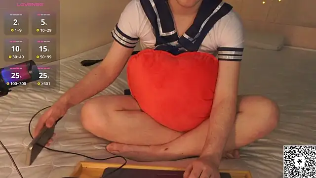 curlyboyy  online show from March 2025 03:29:02 PM